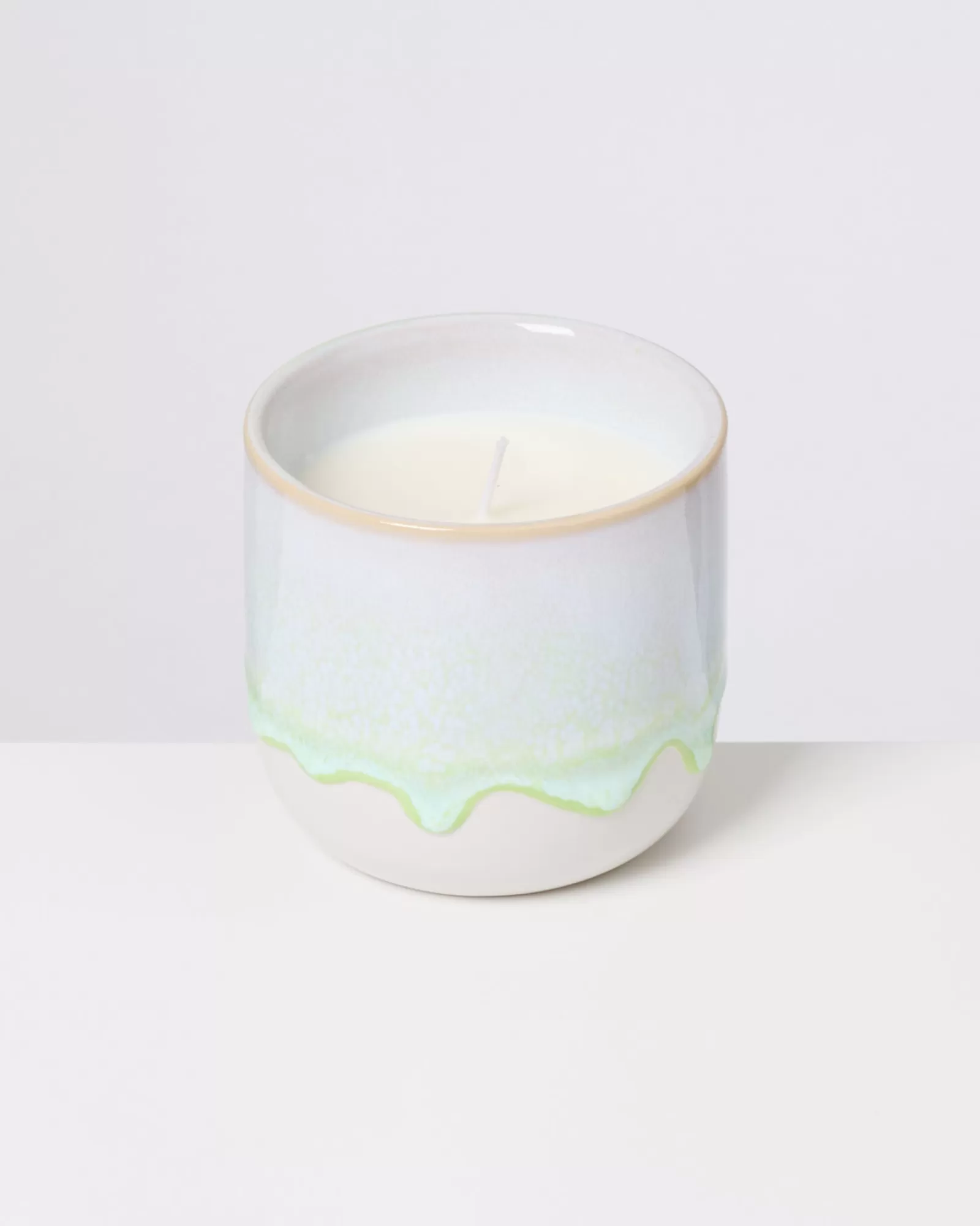 Motel a Miio Coimbra - Scented Candle “Green Harmony” pastel green Shop