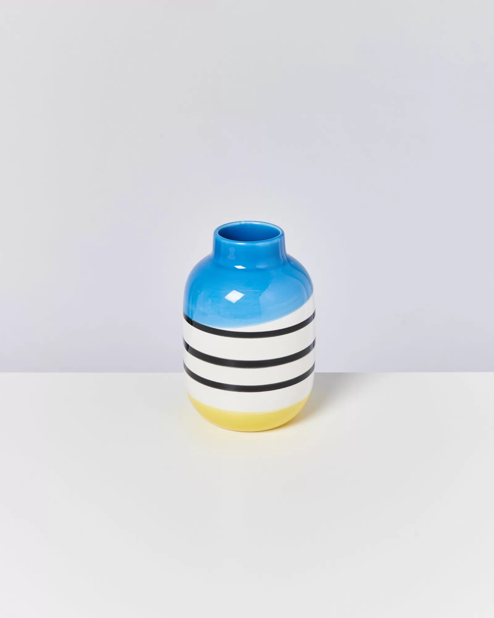 Motel a Miio Nuno Vase M - Black & White Striped schwarz-weiß gestreift mit blau Fashion
