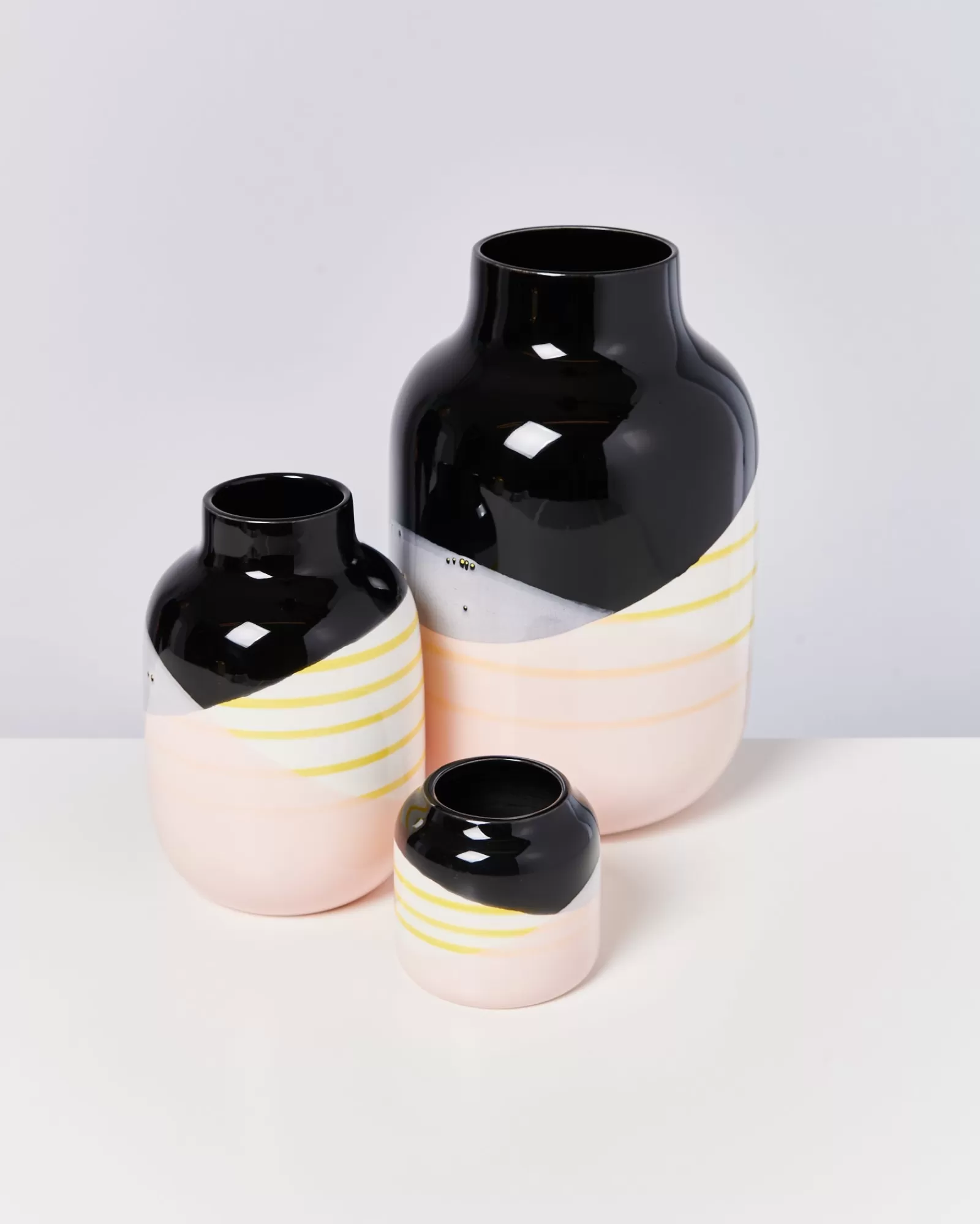 Motel a Miio Nuno Vase M - Black Rose Yellow Striped schwarz rosa gelb gestreift Best