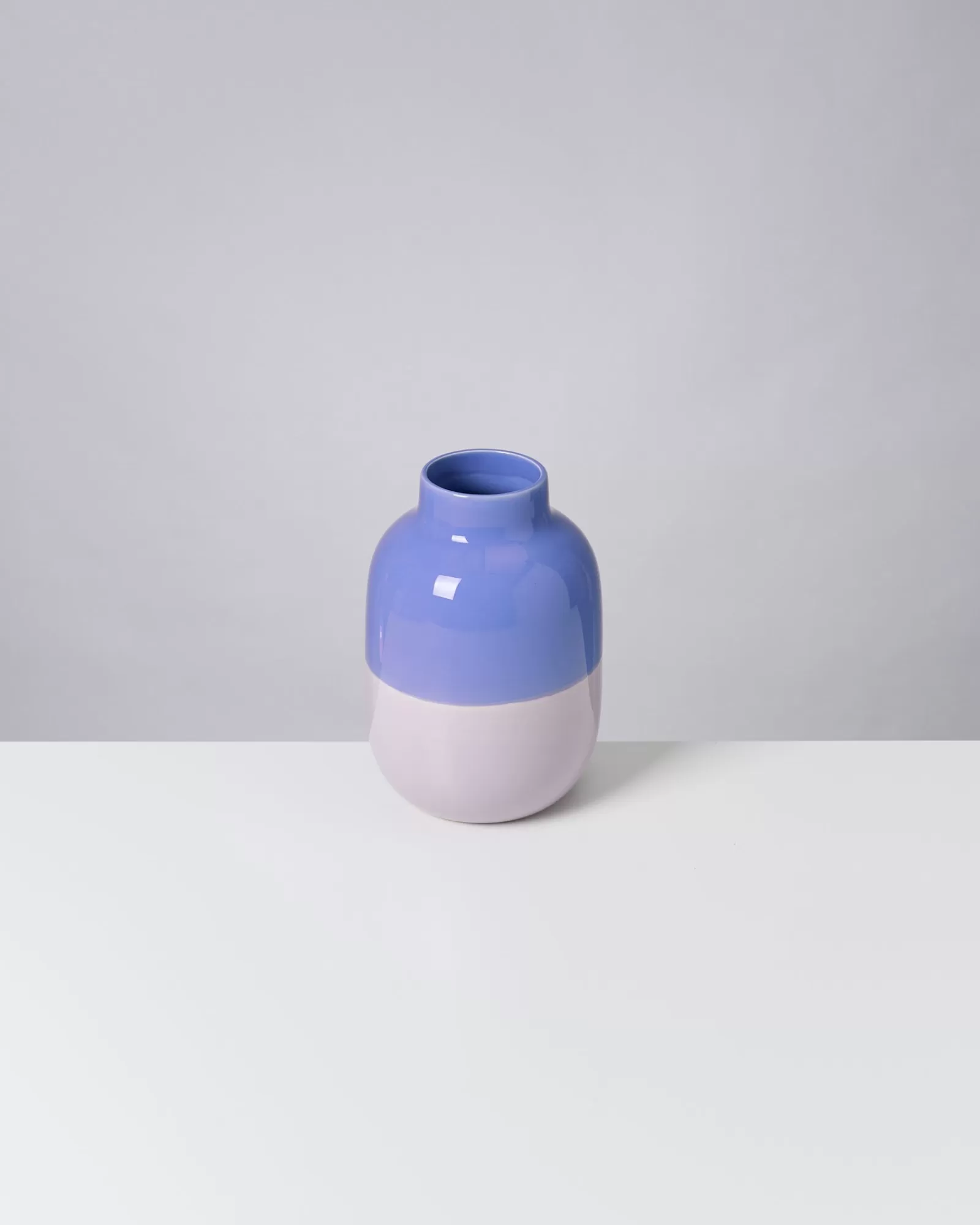 Motel a Miio Nuno Vase M cornflower lilac Hot