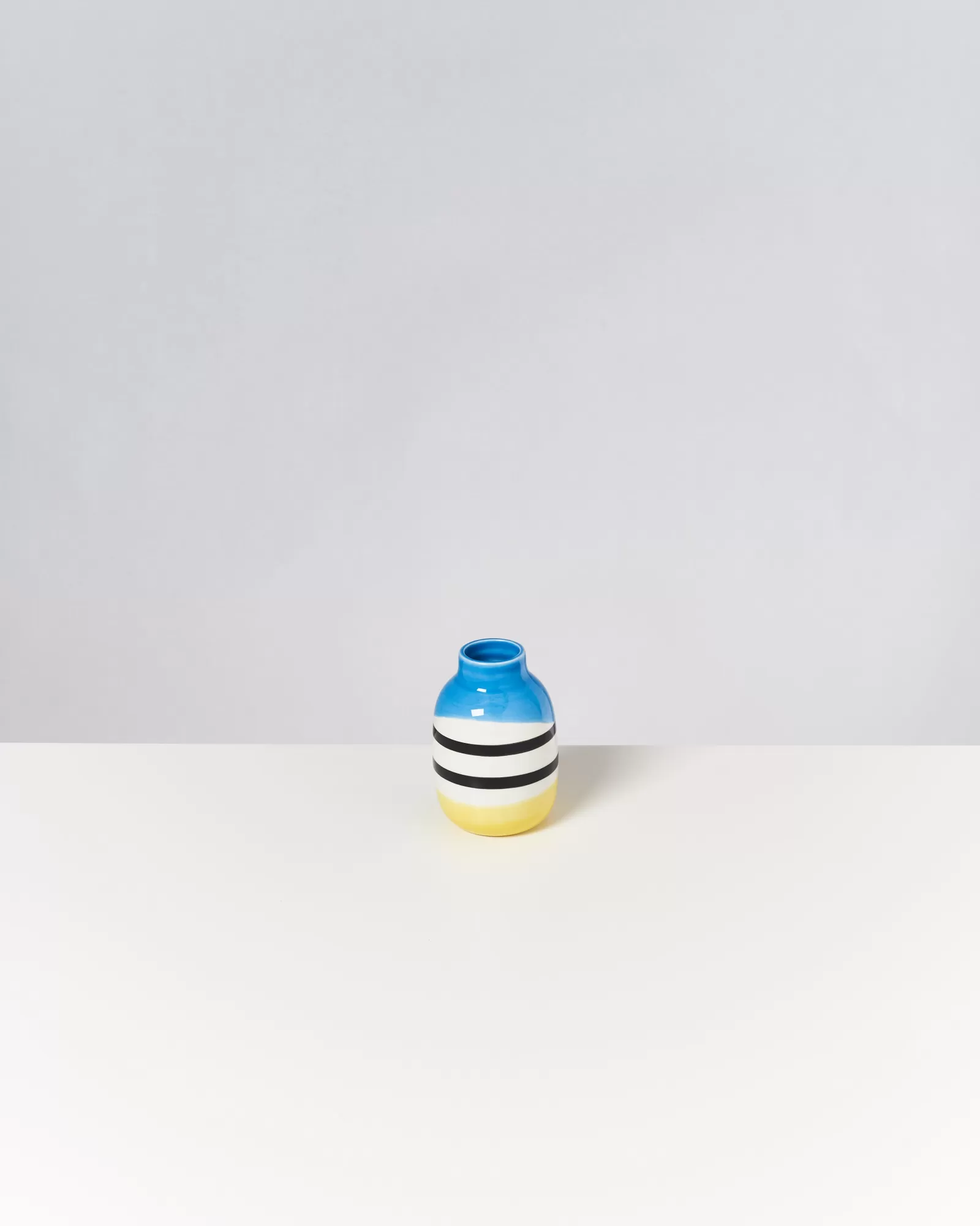Motel a Miio Nuno Vase S - Black & White Striped With Blue schwarz weiß gestreift mit blau Store